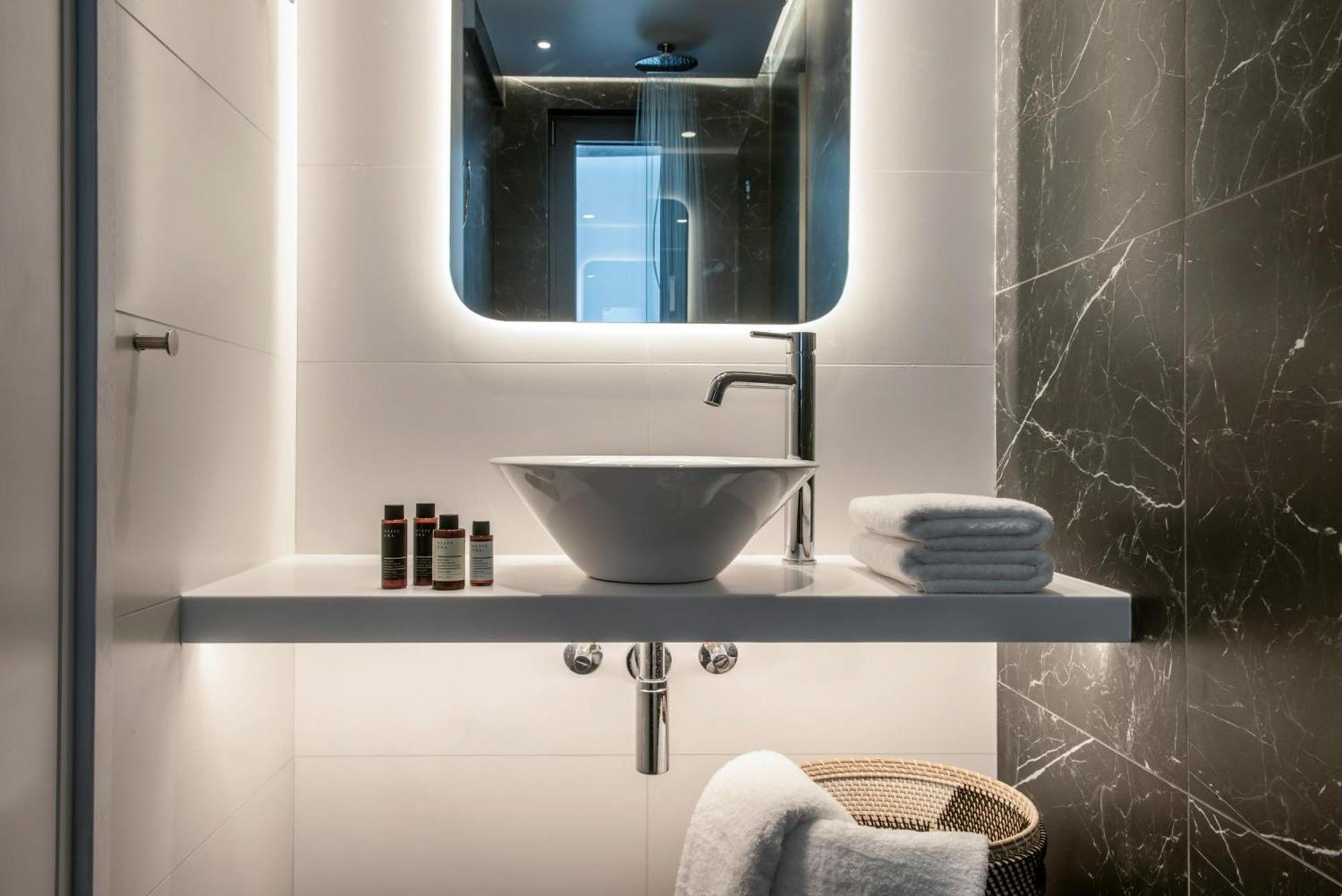 Made By The Sea Villa 4 Ligaria  Ngoại thất bức ảnh