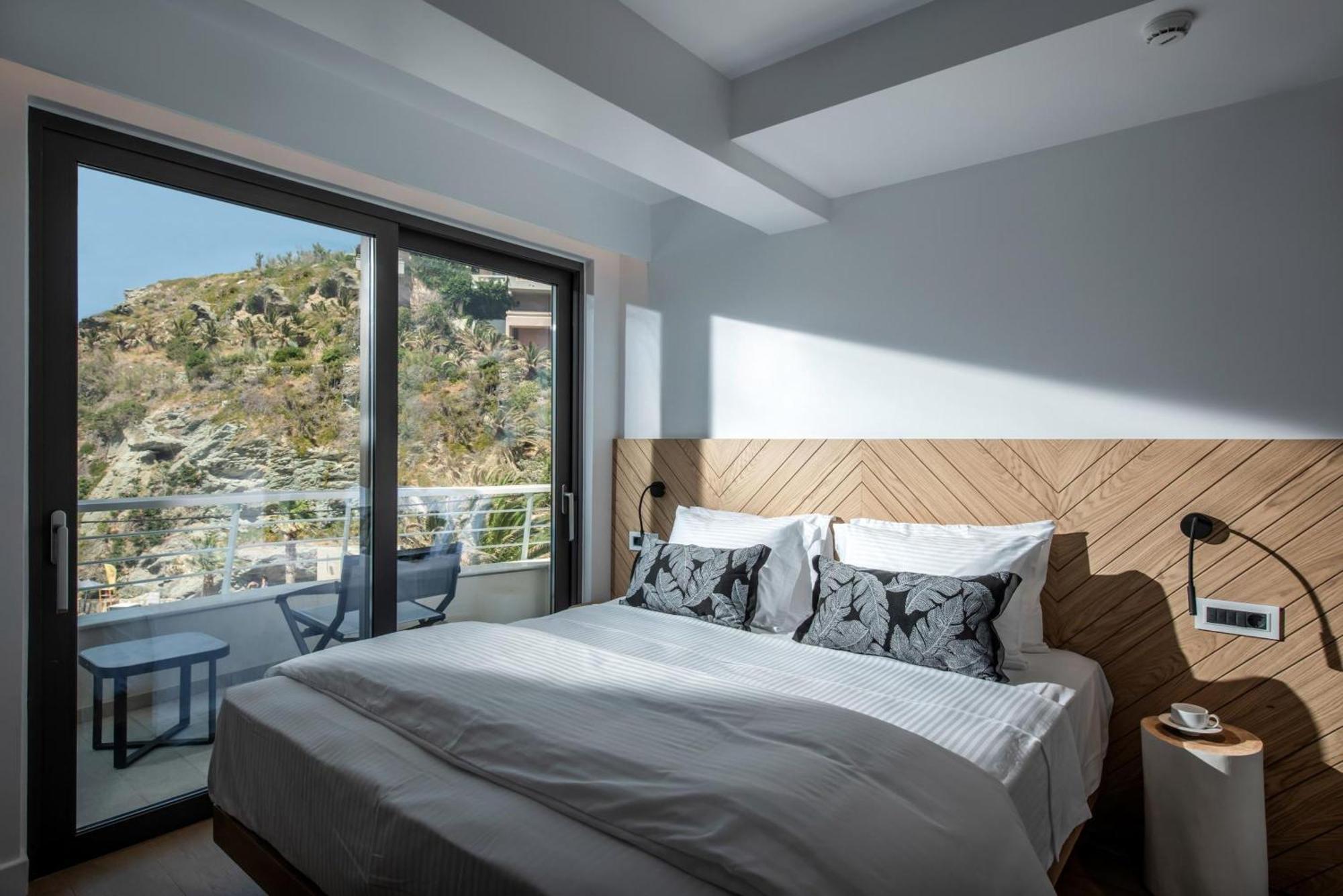Made By The Sea Villa 4 Ligaria  Ngoại thất bức ảnh